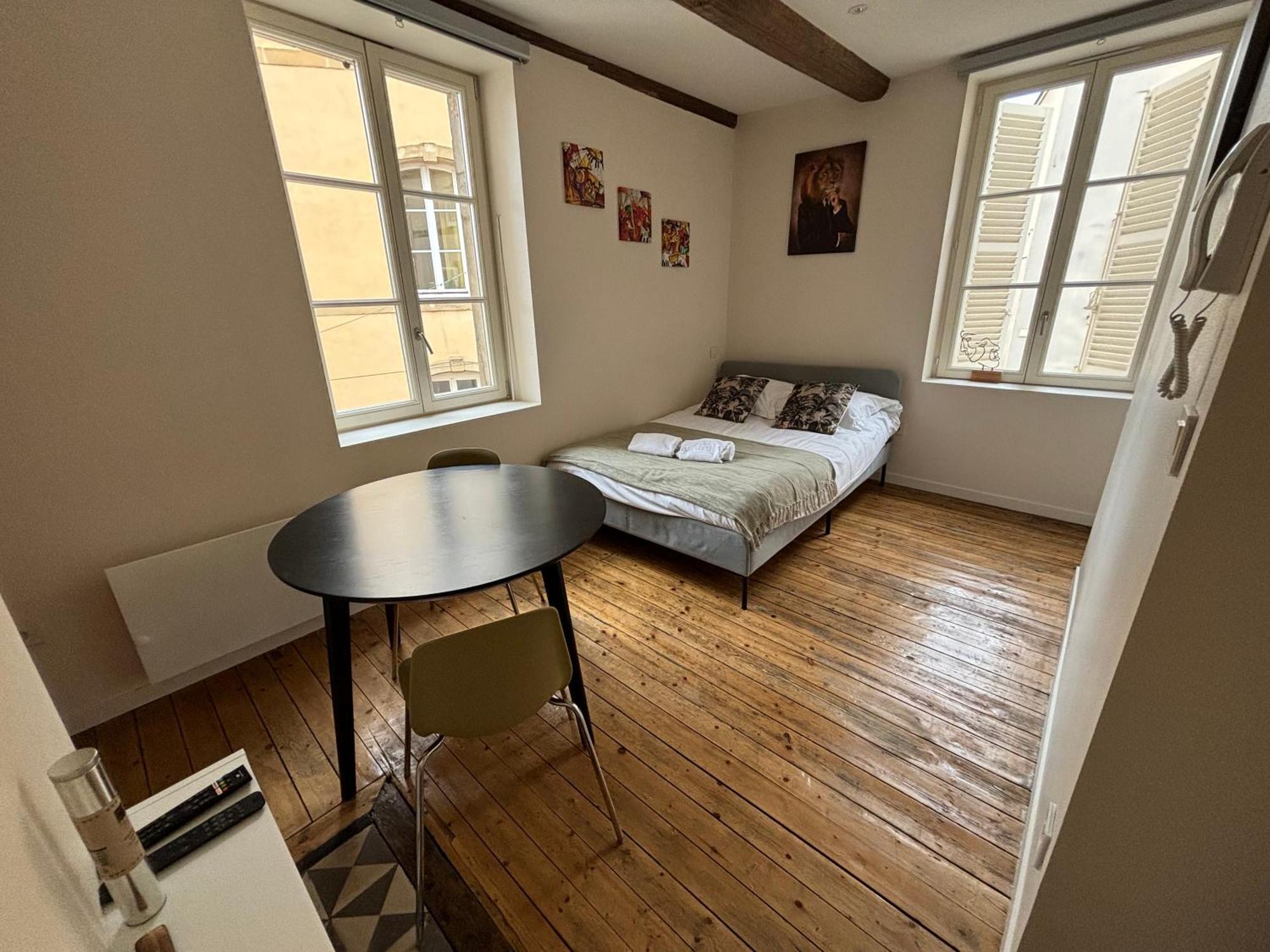 Louis Premier Et Second Metz Centre Un Sejour A Part Apartamento Exterior foto